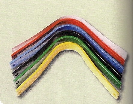 VÝZTUHA PŘEDNÍ KOMORY